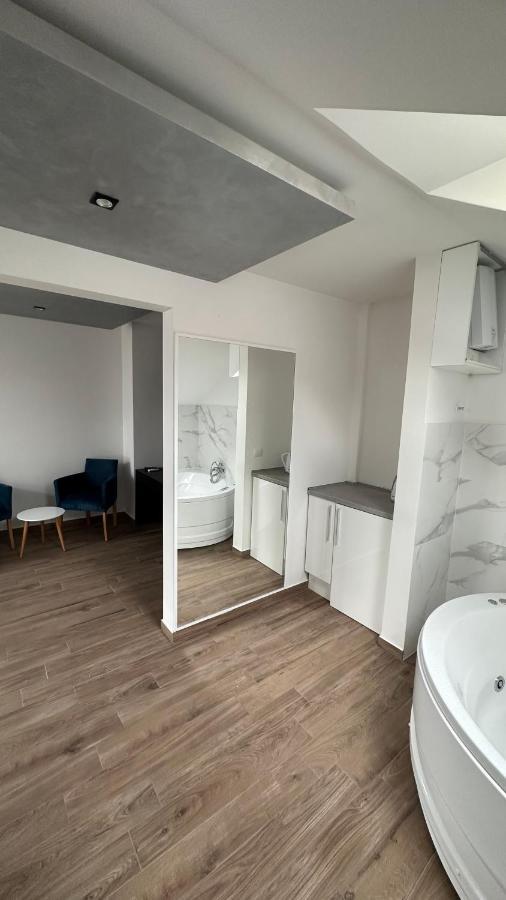 Seti Gorgeous Apartments With Jacuzzi Belgrad Exteriör bild